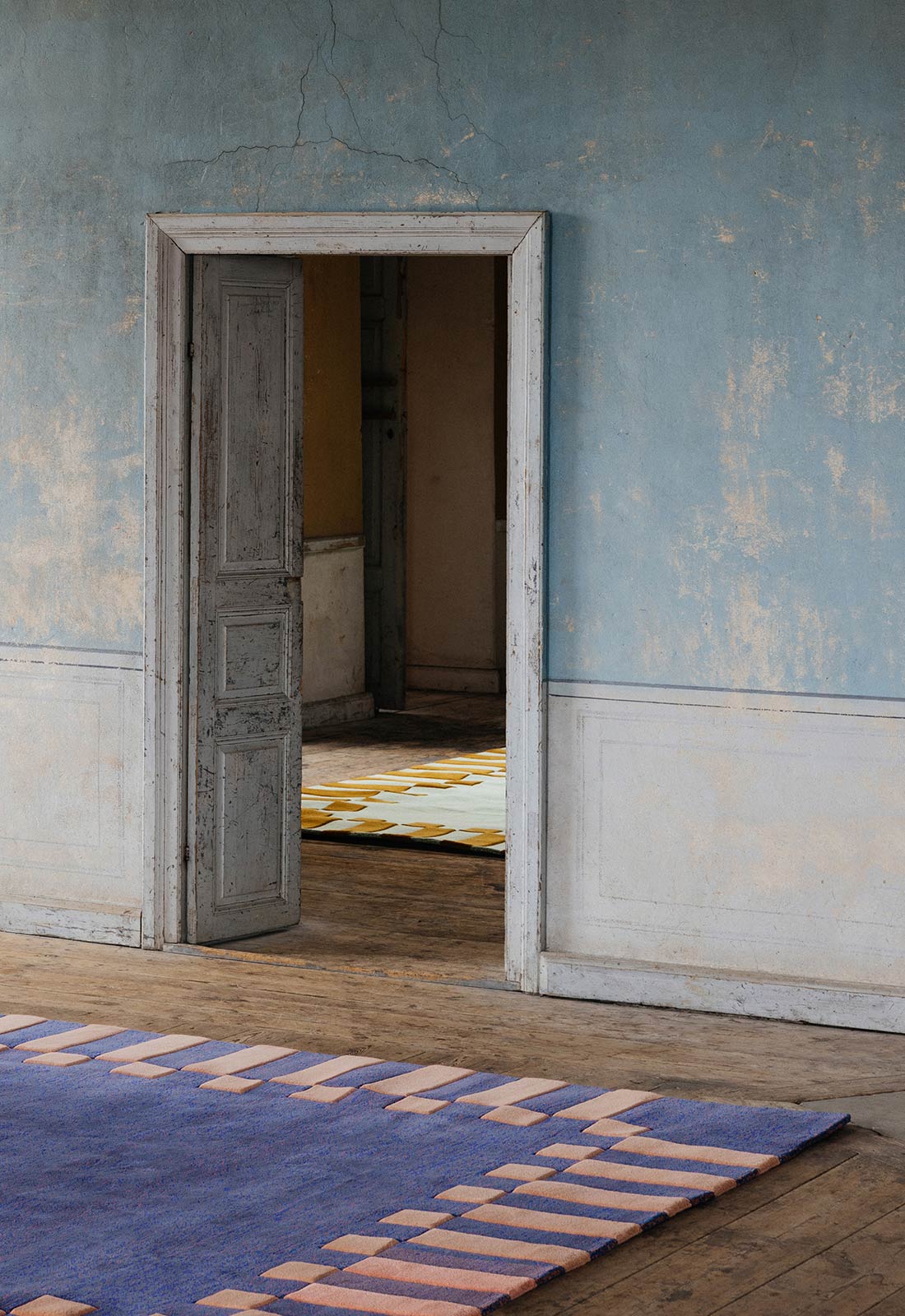 Teklan Frame Cobalt Salmon Sample