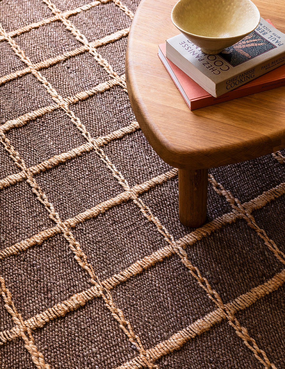 Strata Braided Jute Brown Sample