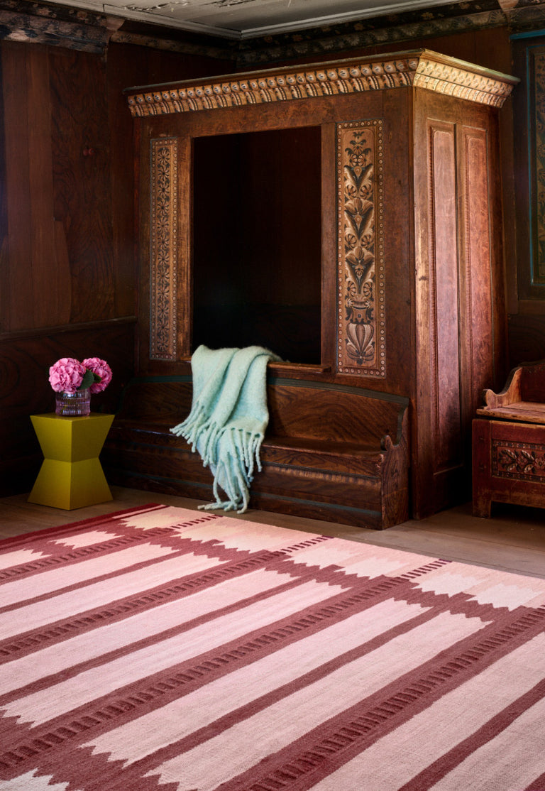 Layered - High-quality rugs with modern Scandinavian design