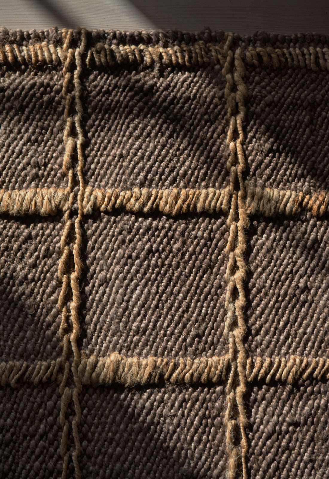 Strata Braided Jute Brown
