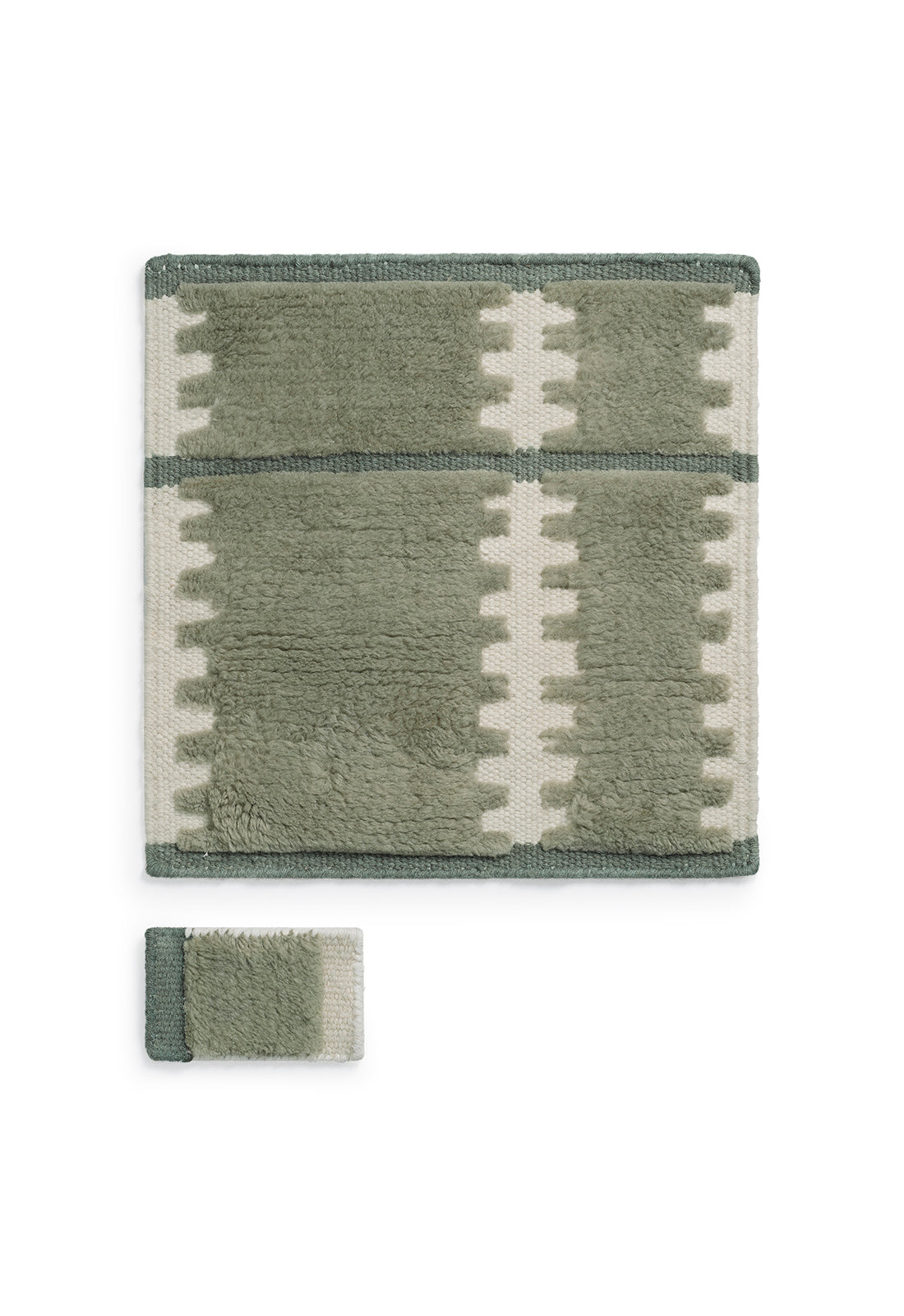 Lilly Green Sample